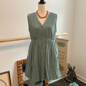 Pact coastal green dress M